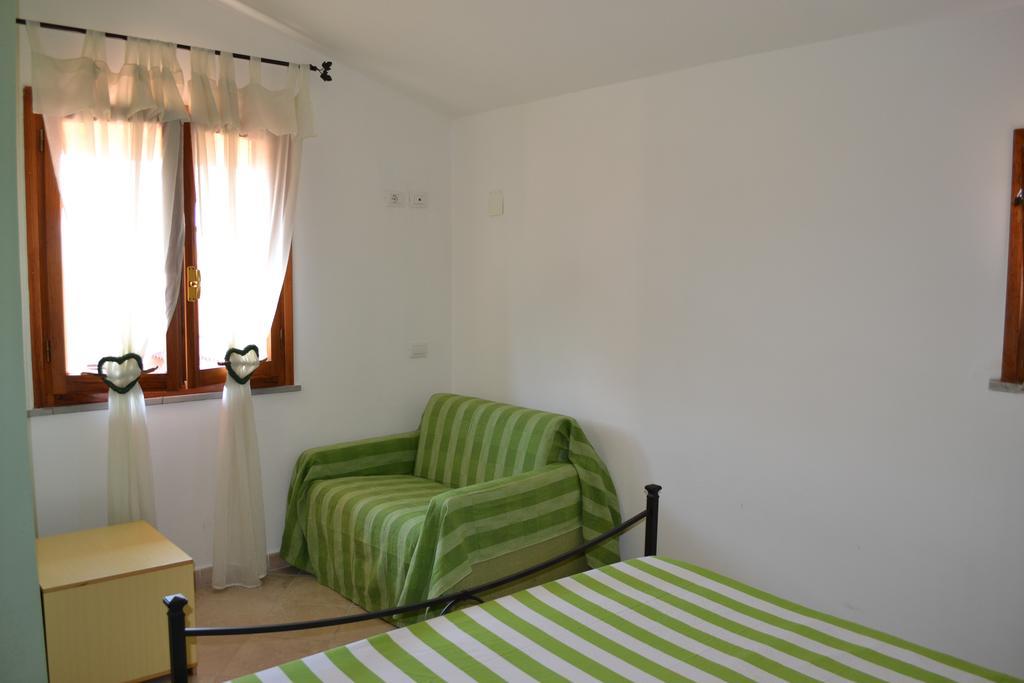 Apartments Mimose Badesi Extérieur photo